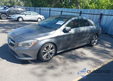 2014 Mercedes-Benz Cla 250 z USA, uszkodzony, nr VIN WDDSJ4EB4EN062413